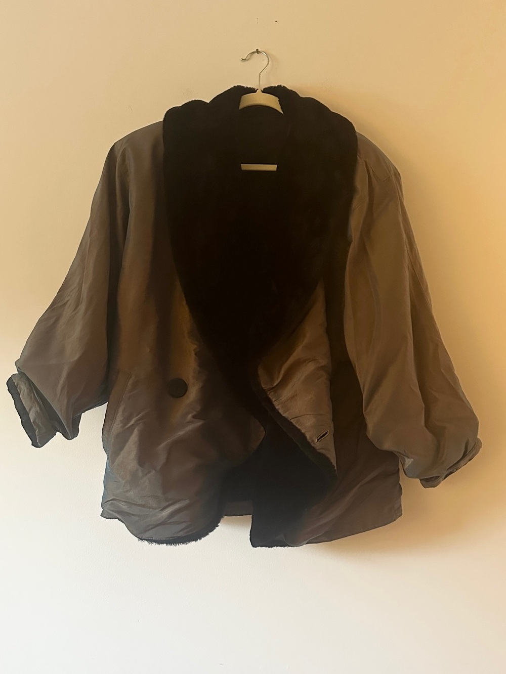 Vintage Plush-Trim Teddy Jacket in Grey Silver